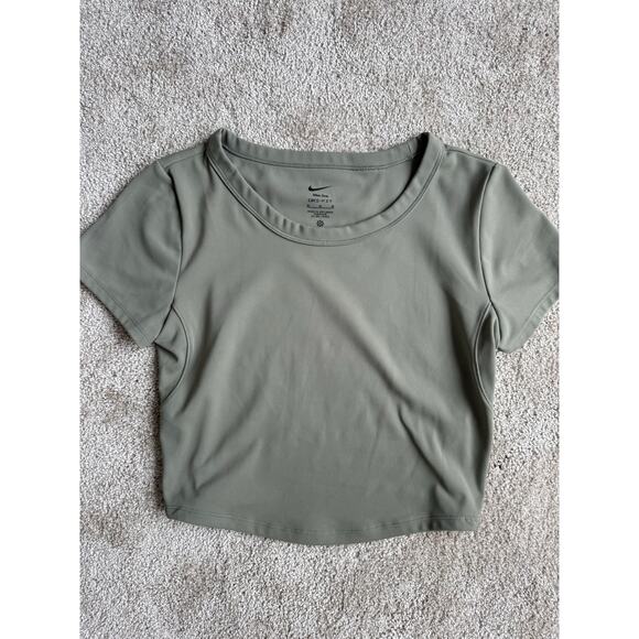 Nike Dri-FIT Sage Green Cropped Workout Tee | Size M - Picture 1 of 3